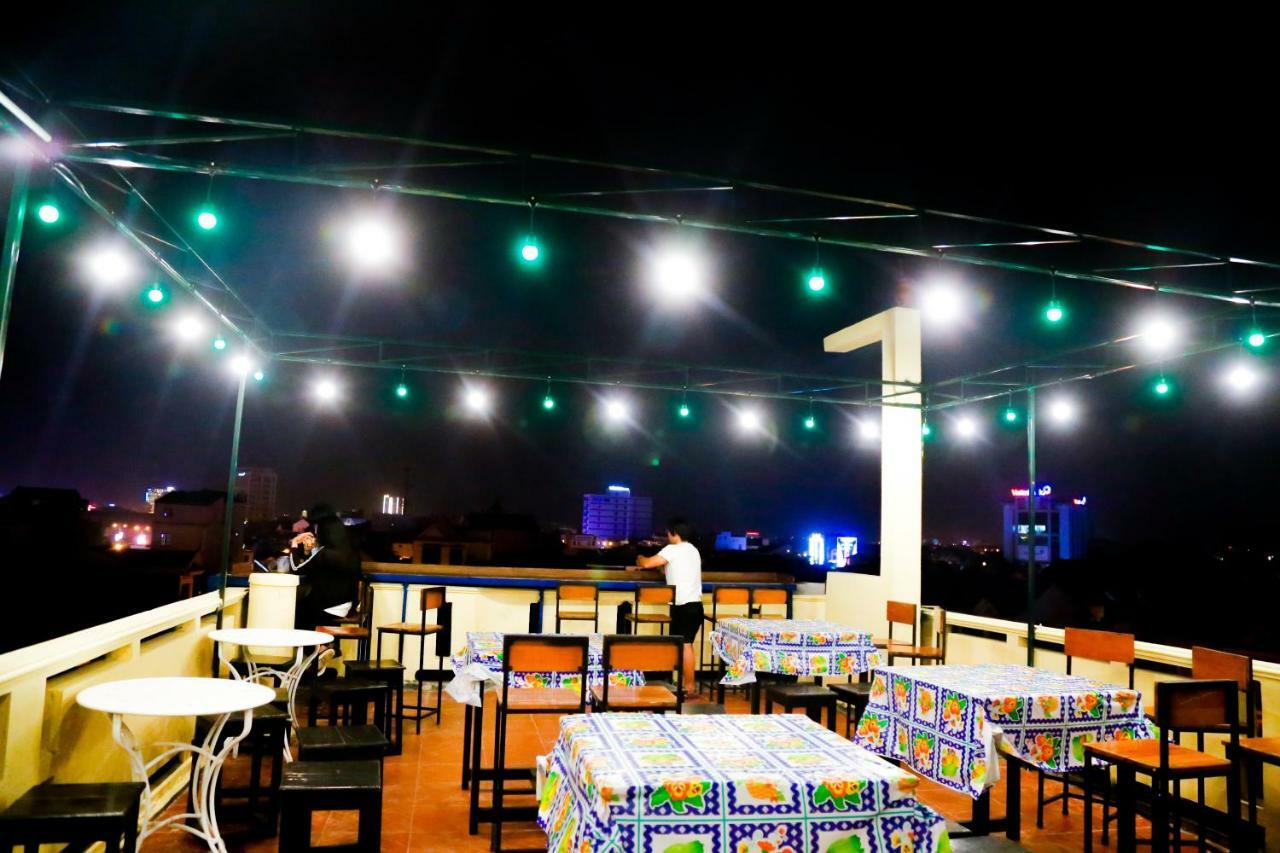 Adp Homestay & Coffee Dong Hoi Exterior photo